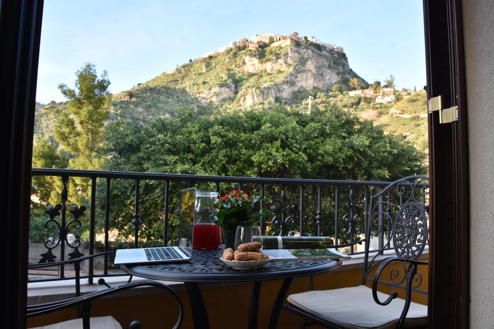 Gloden House Apartments Taormina Dış mekan fotoğraf